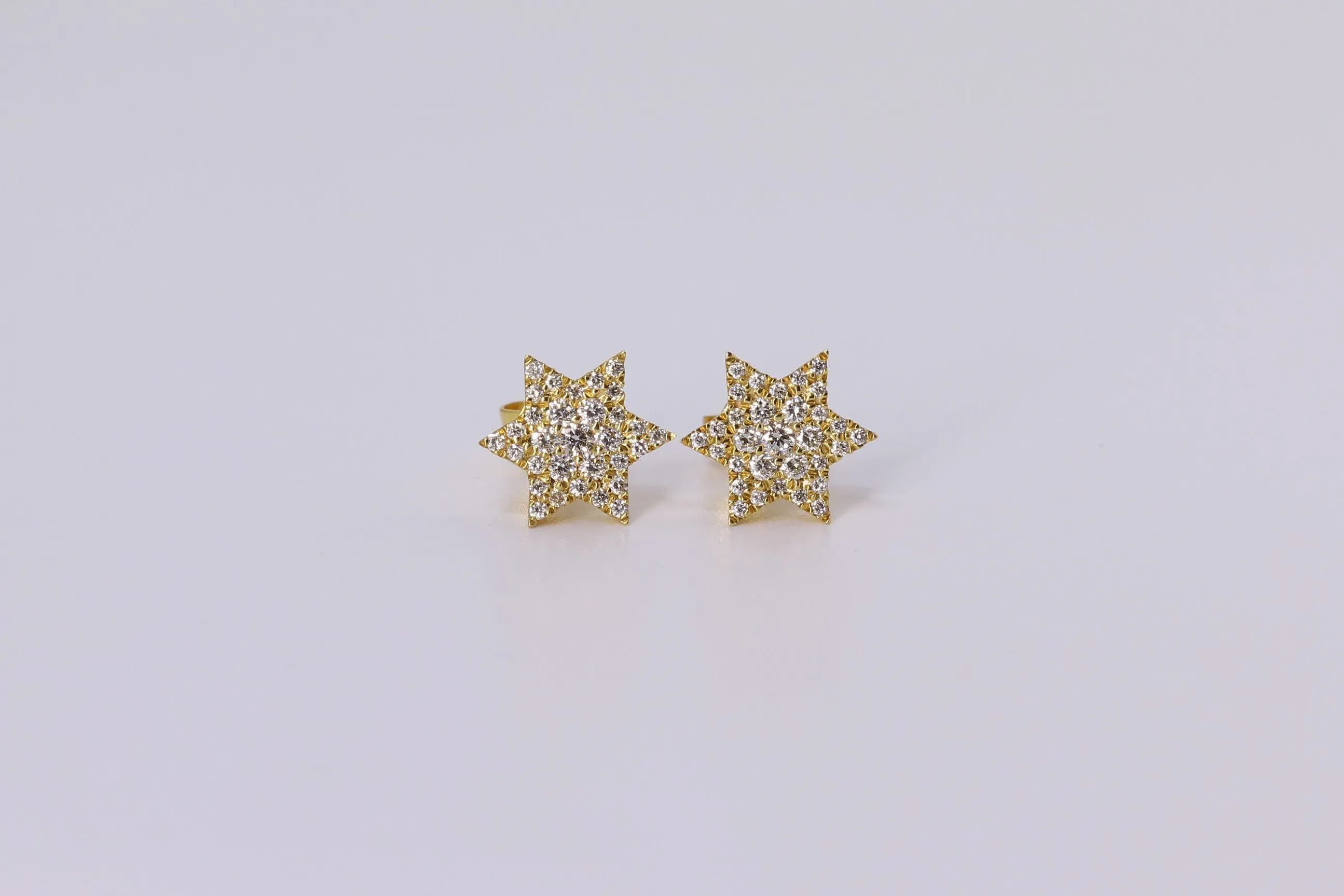 10K Yellow Gold Star Earrings .820Ctw