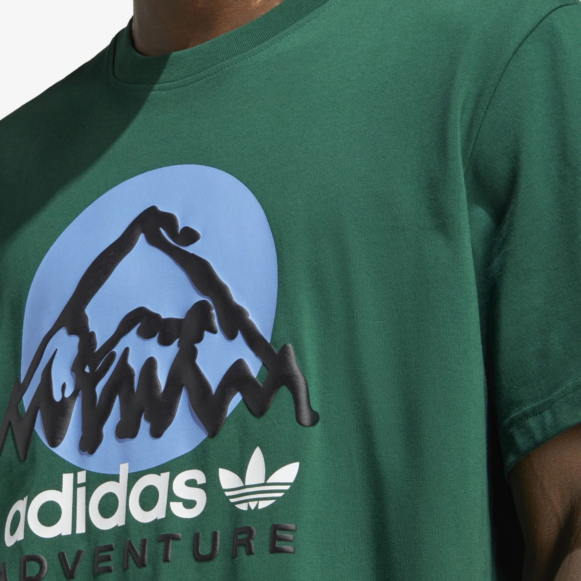 Adidas Originals | ADVENTURE MOUNTAIN FRONT TEE  { DARK GREEN