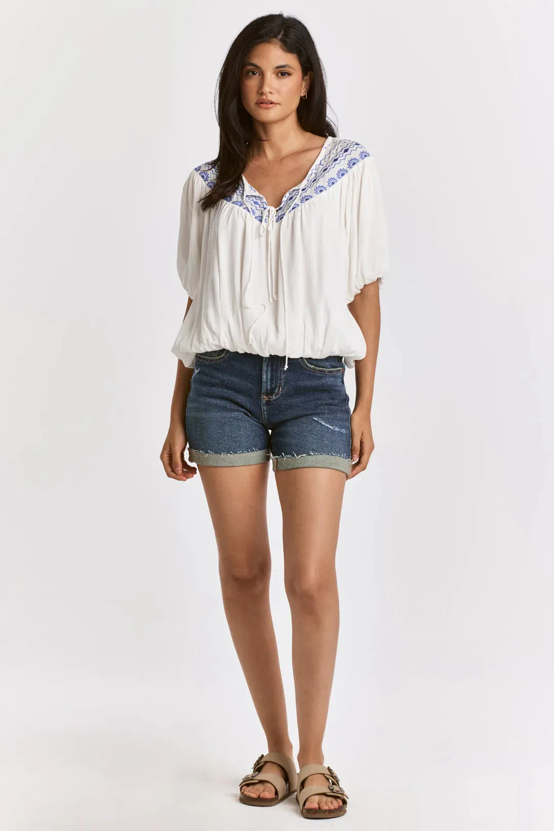 AVA MID RISE CUFFED SHORTS NAVAN