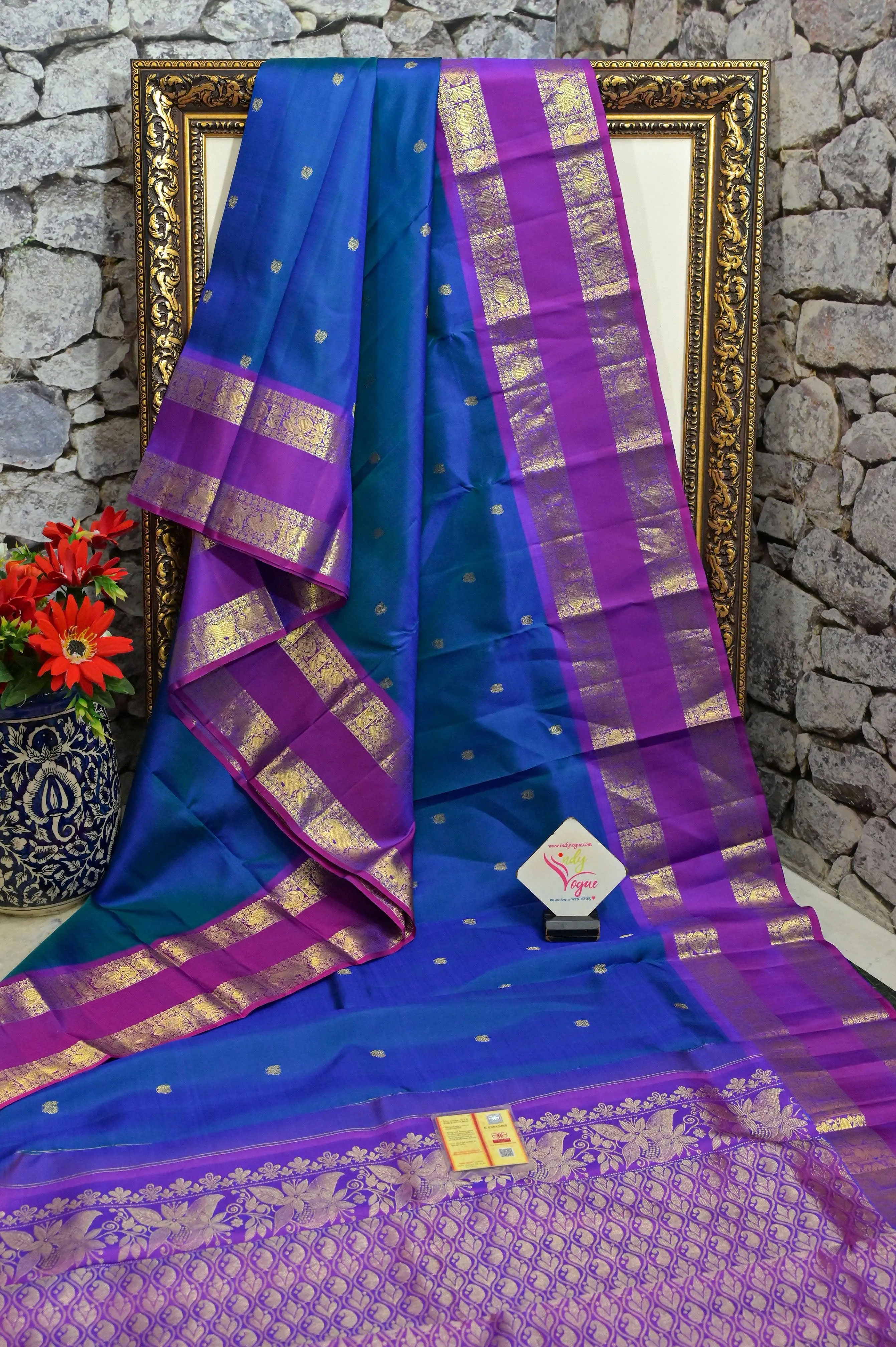 Blue and Purple Dual-Tone Color Pure Kanjeevaram Silk Saree