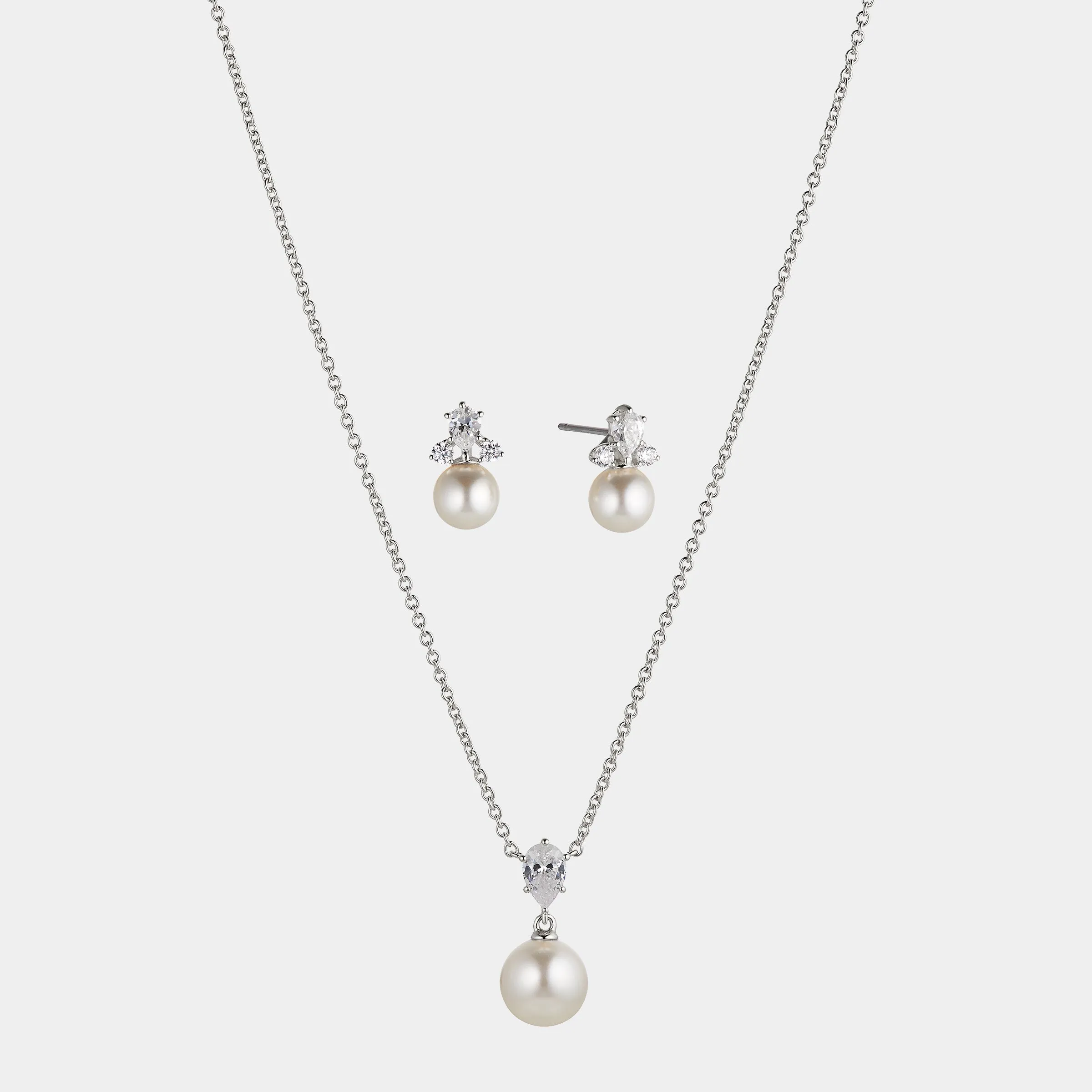 BRIDESMAIDS PEARL PENDANT AND EARRING SET