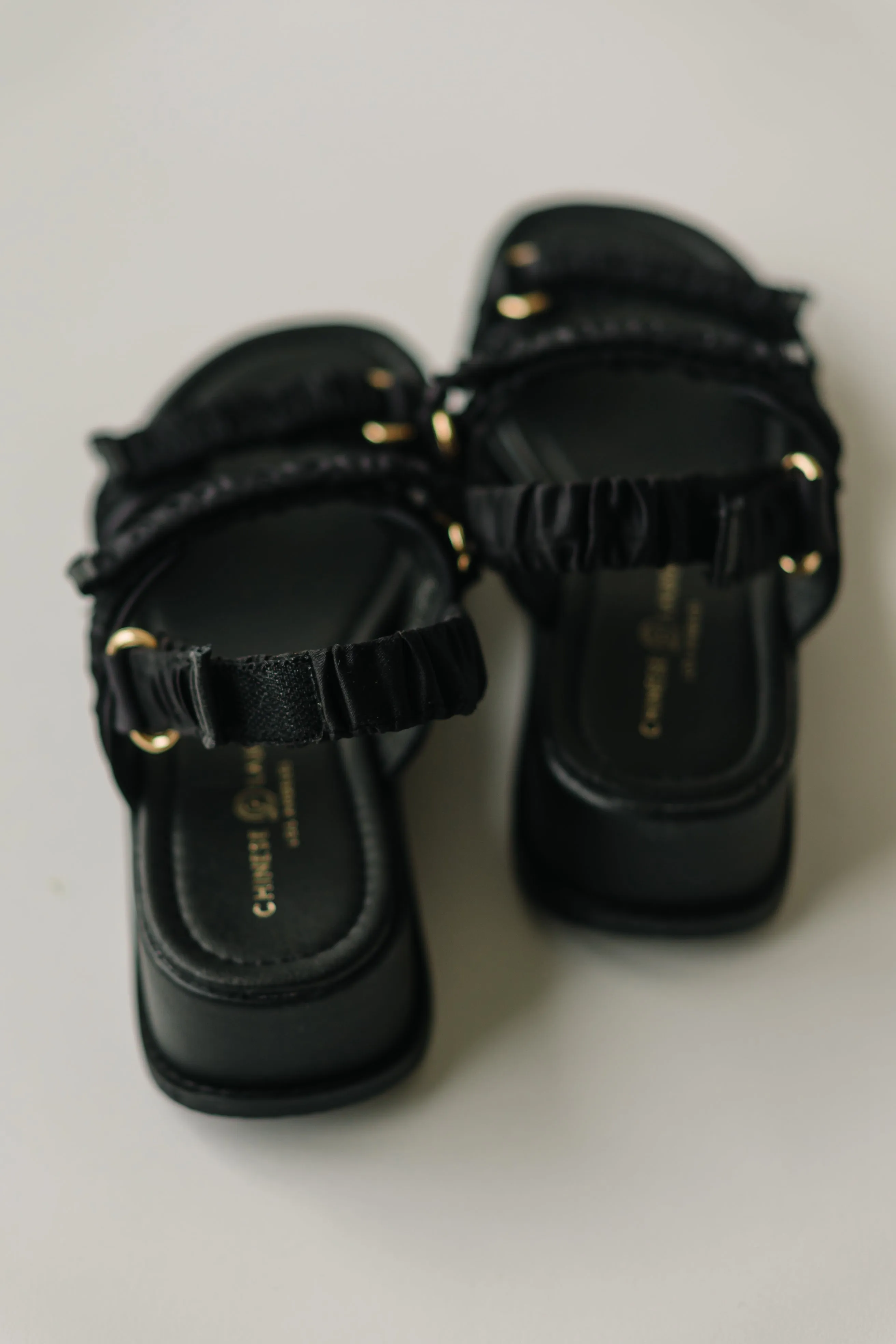 Chinese Laundry: Cashy Casual Sandal in Black