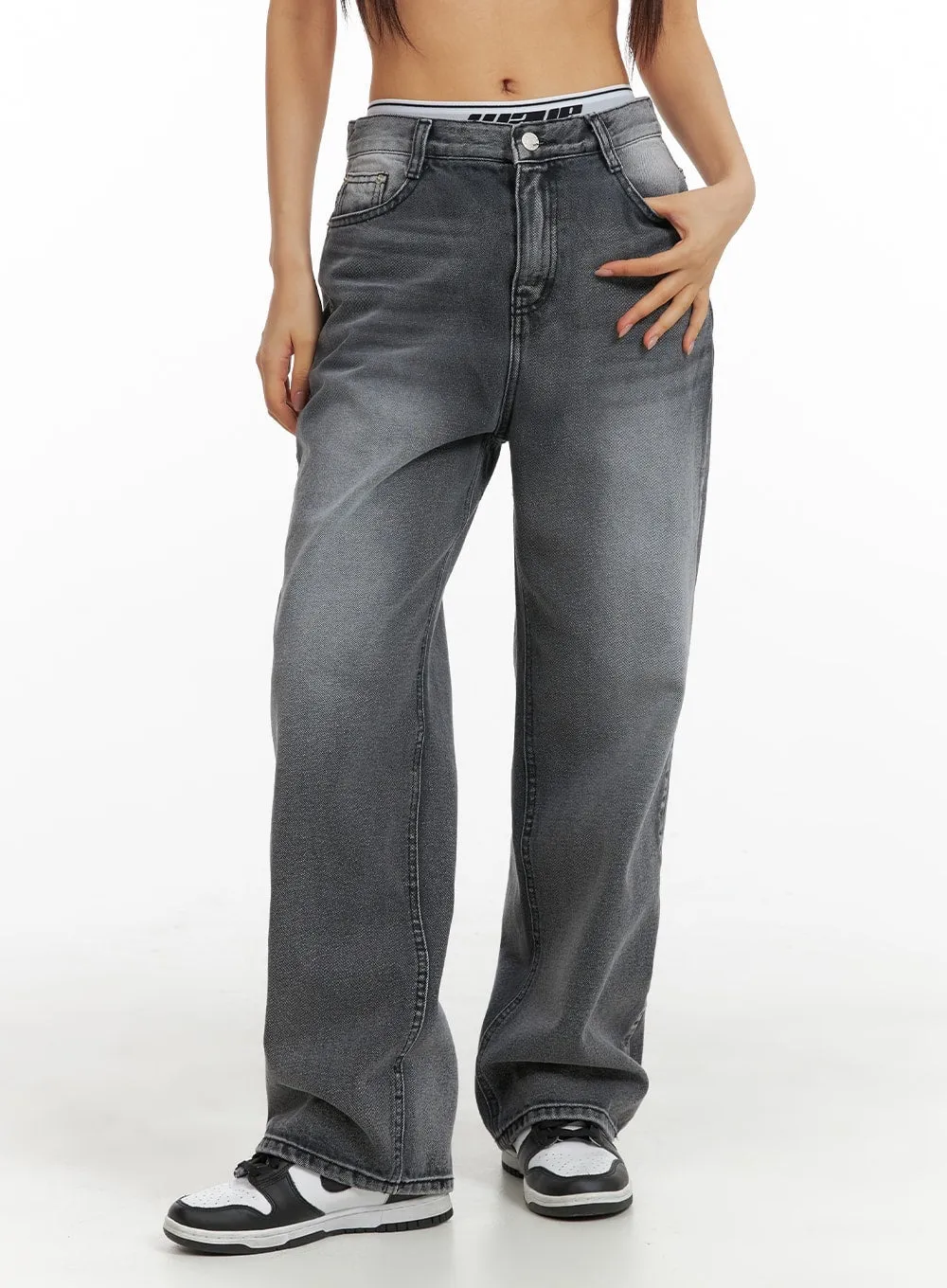 Classic Straight Jeans CM411