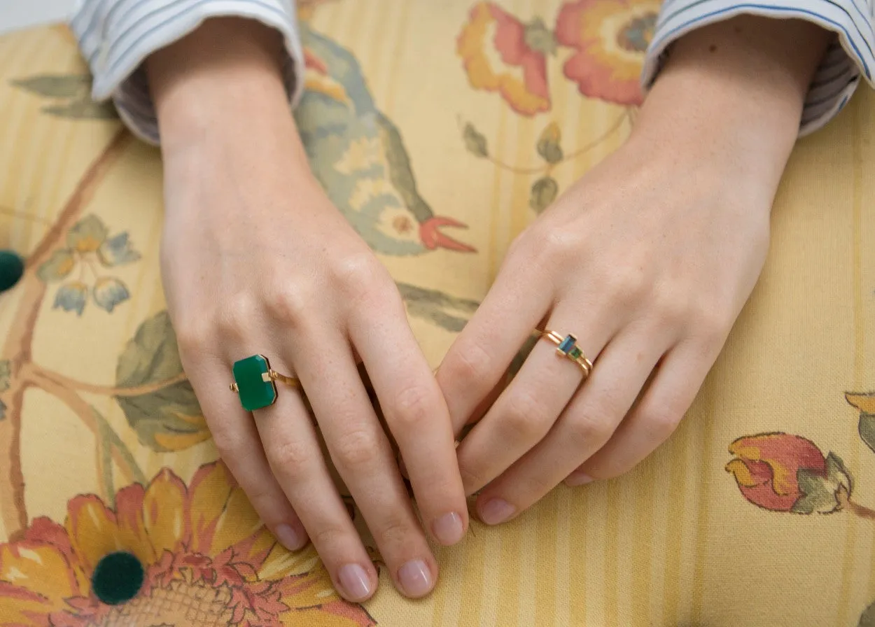 DECO SANDWICH GREEN   BLACK AGATE RING