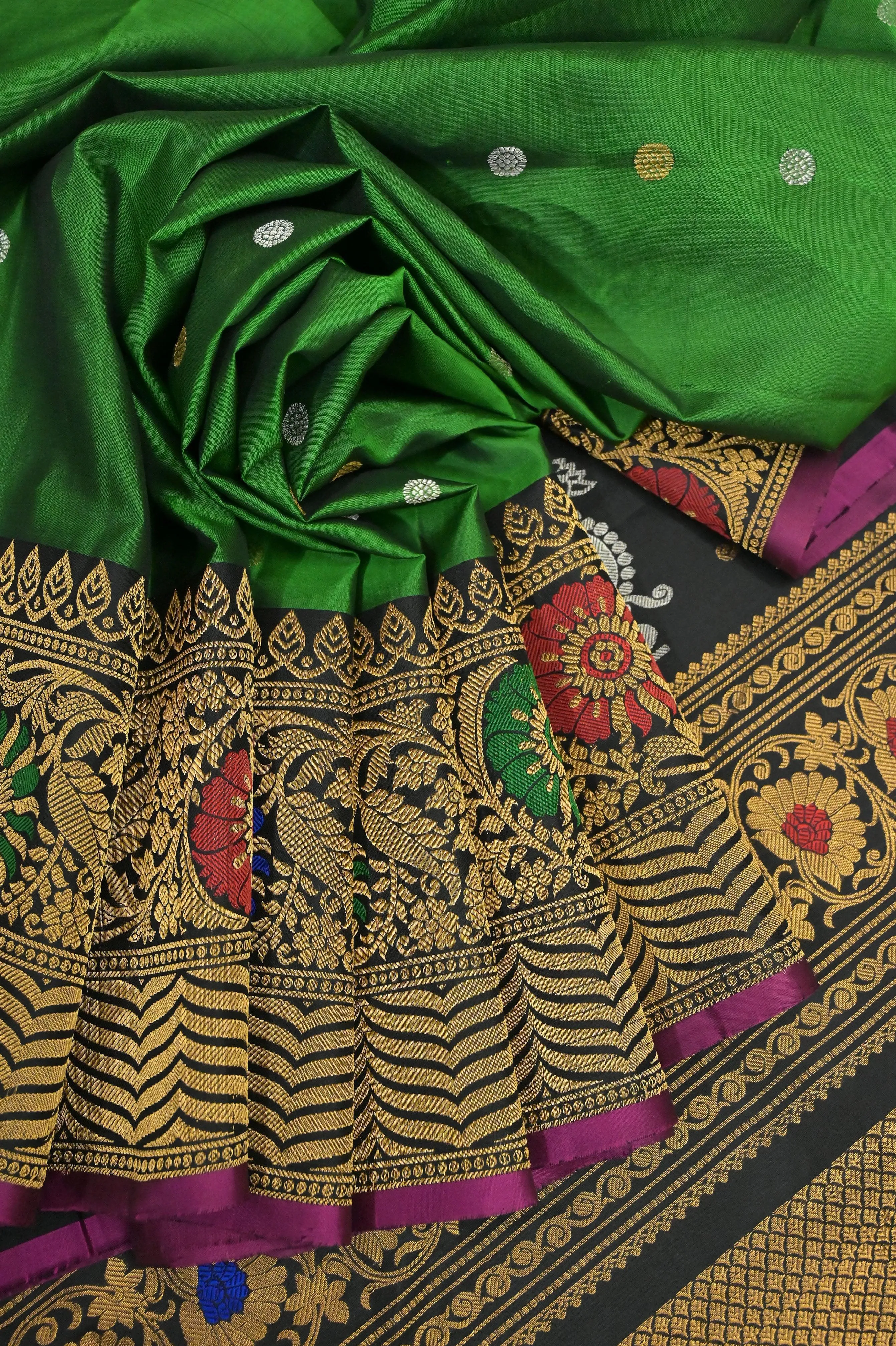 Deep Green Color Pure Gadwal Silk with Meenakari Pallu and Border