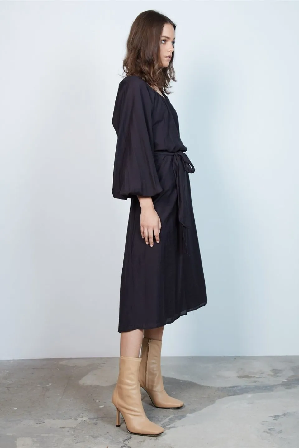 Either Way Black LS Midi Dress