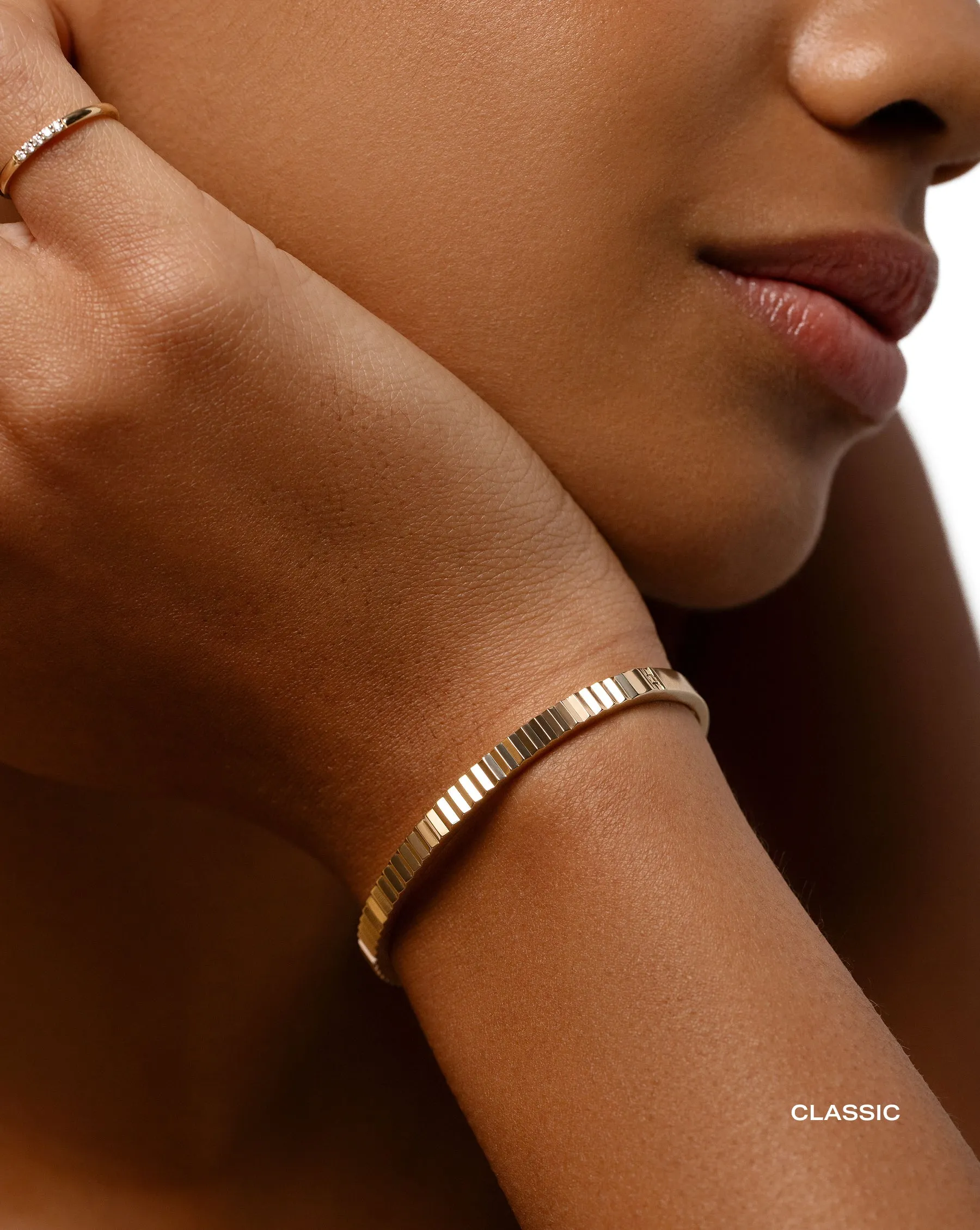 Fluted Gold Bangle