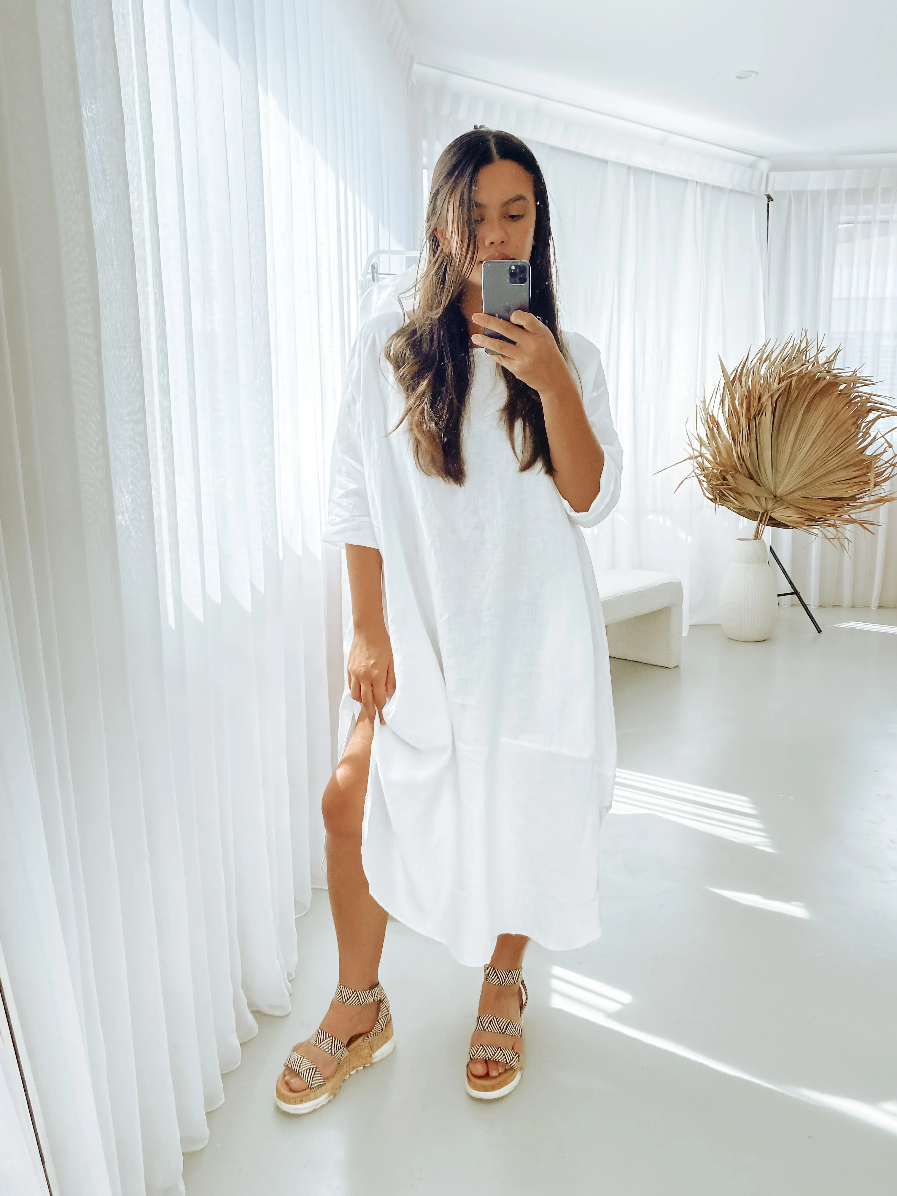 Joselin Linen Dress in Dove White