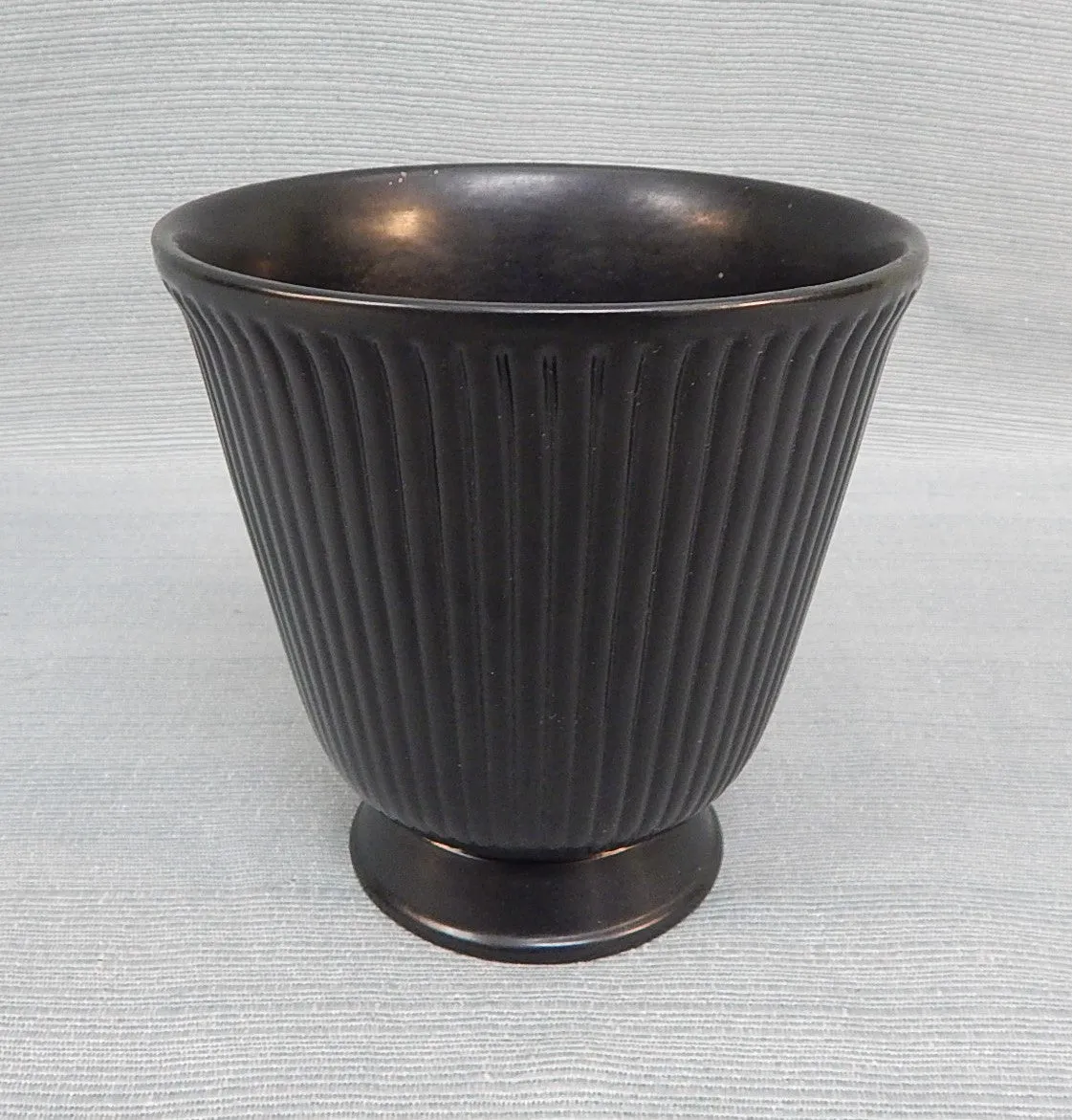 MCM Wedgwood Black Ravenstone Vase