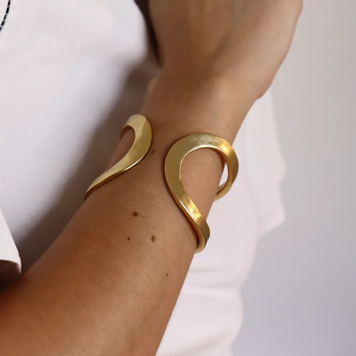 Minimalist split cuff Bracelet