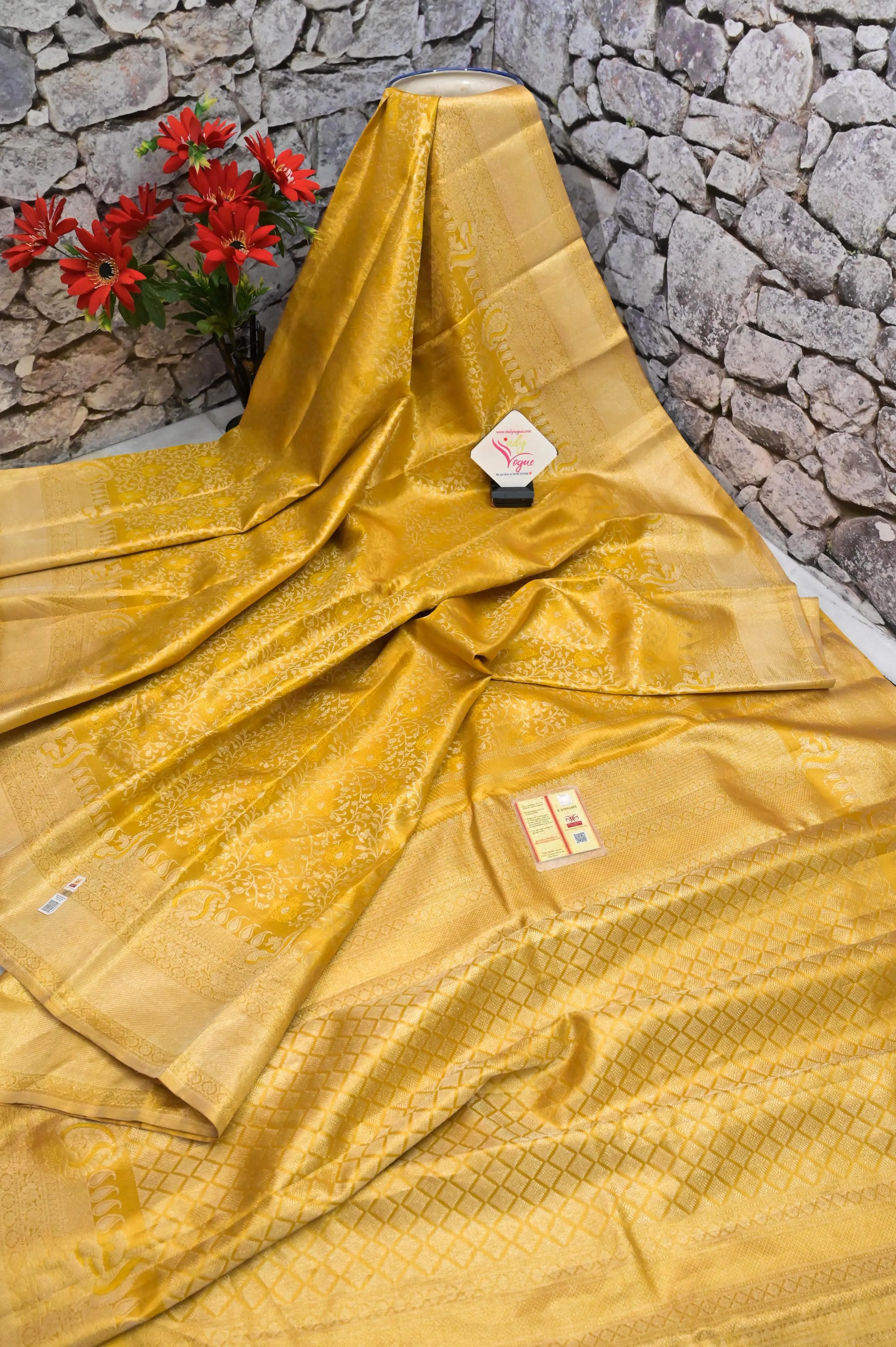 Pure Golden Color Bridal Brocade Kanjeevaram Silk Saree with Golden and Silver Zari Work