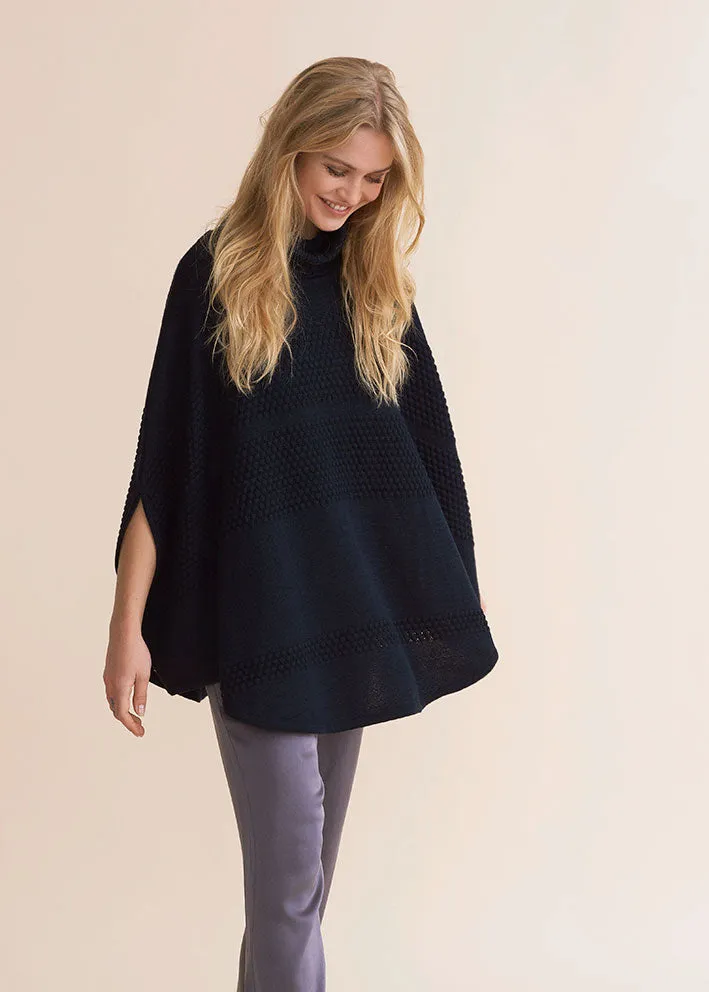 Sibin Linnebjerg Siff Poncho - Navy