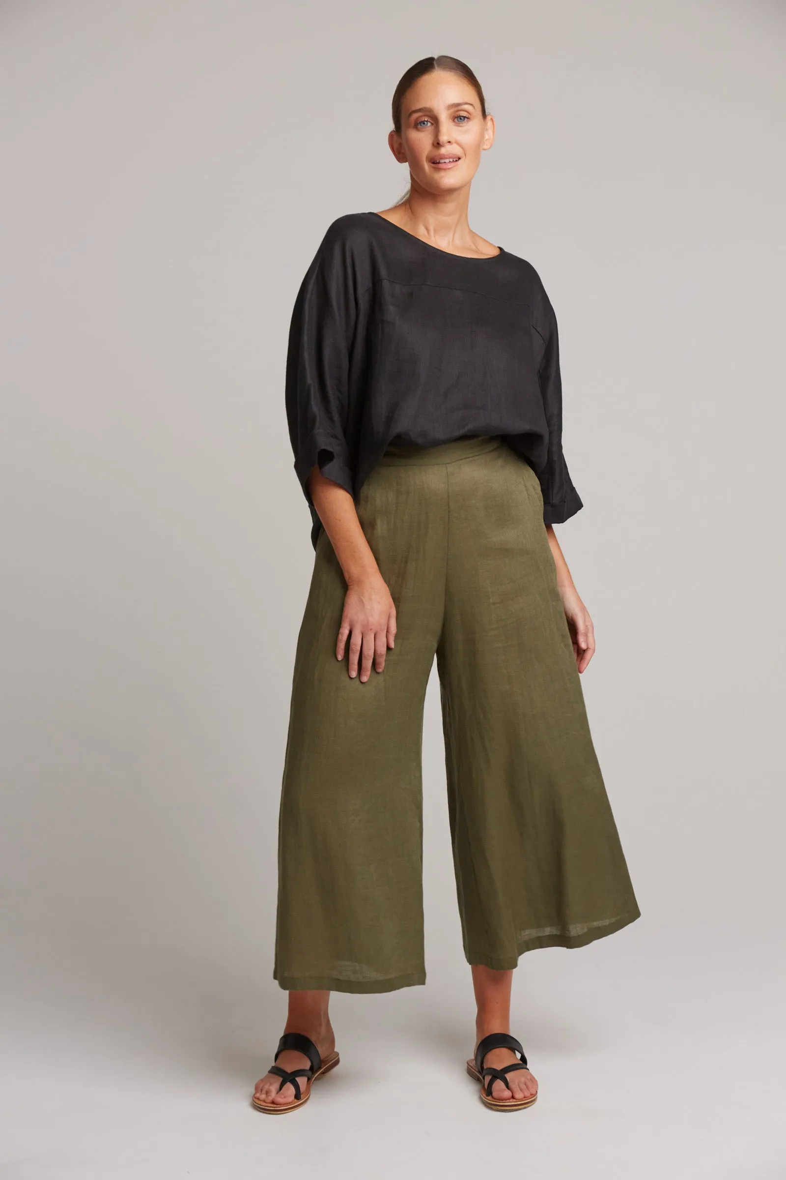 Studio Crop Linen Pant - Khaki