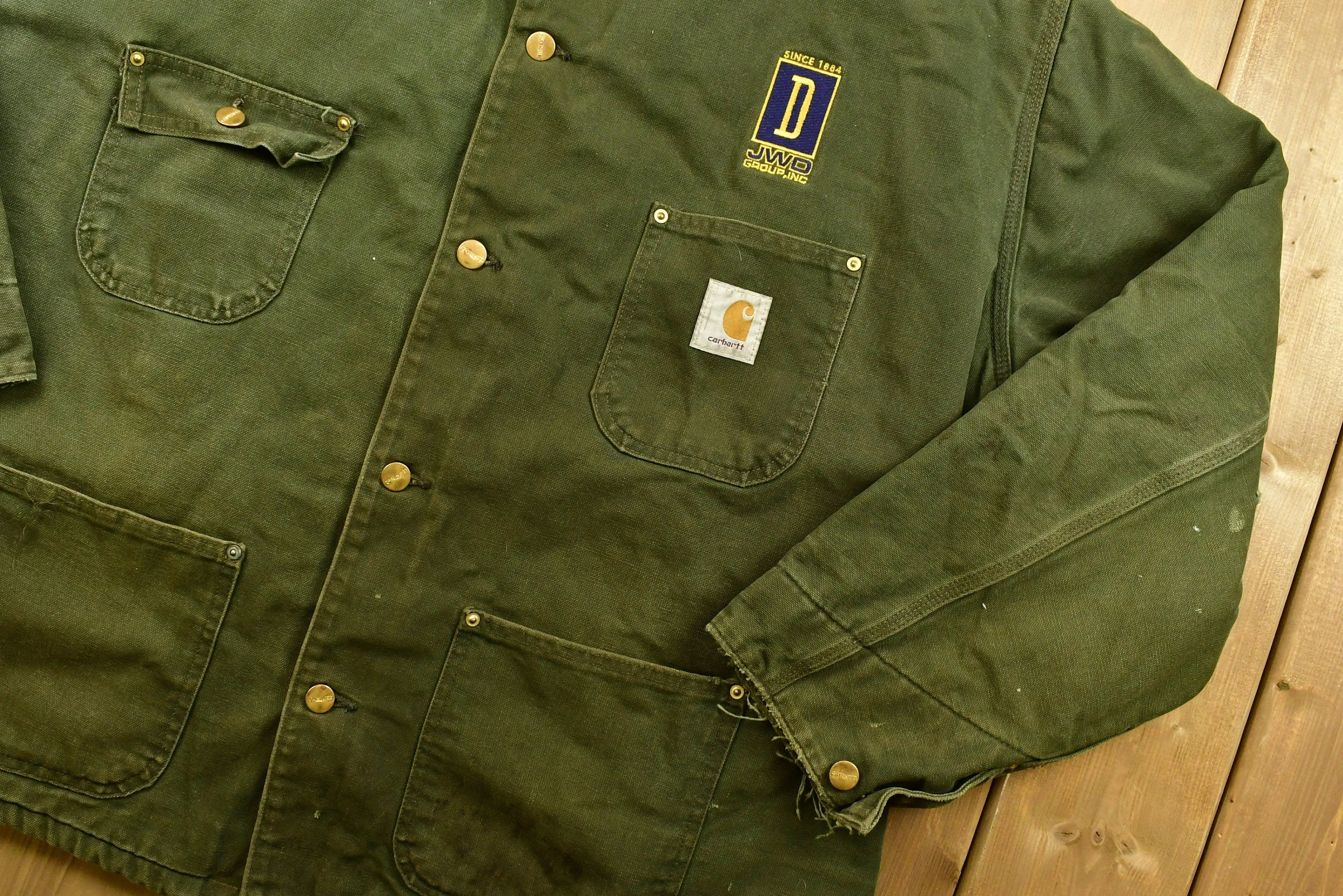 Vintage 80s Carhartt Chore Coat / Workwear / Streetwear / 90s / Blanket Lined Jacket / Distressed Carhartt / Embroidered / Button Up